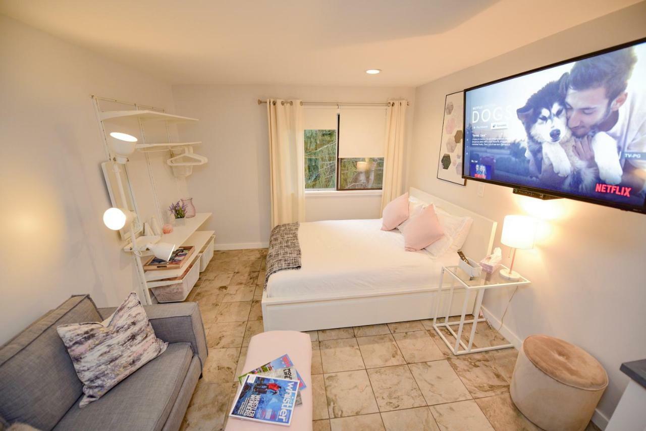 Newly Renovated Whistler Studio מראה חיצוני תמונה